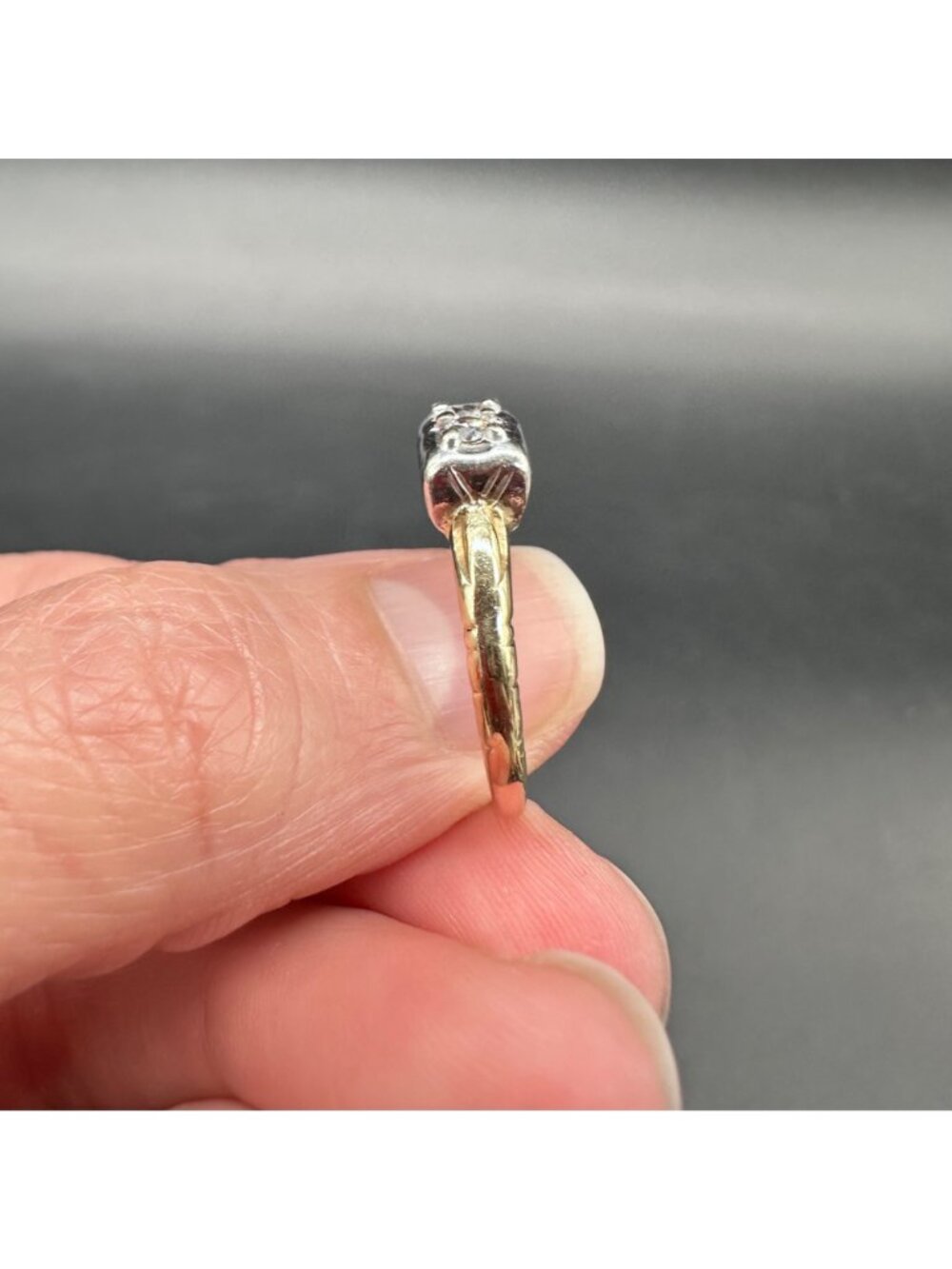 Vintage Three Stone Diamond Ring 14K Gold Elegant Jewelry Engagement Size 6.75 - Picture 9 of 14